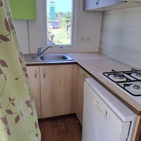 פארק נופש Land'shause 2*