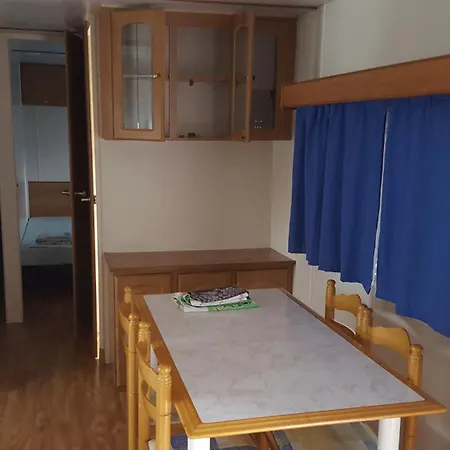 פארק נופש Land'shause