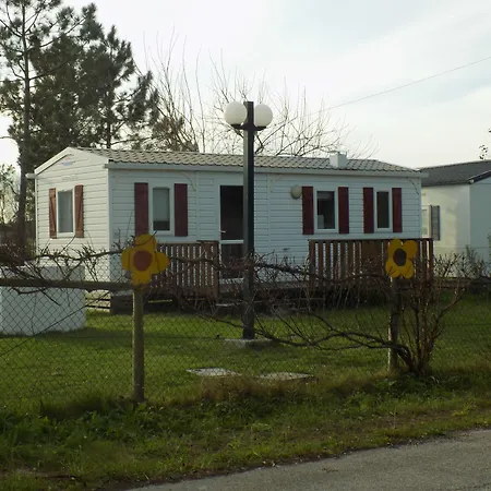 База отдыха Land'shause 2*