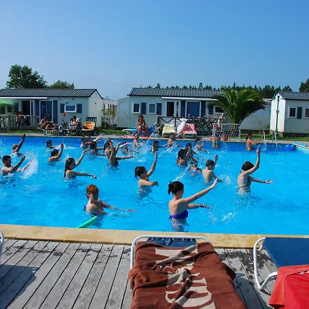 Land'shause 2* Pataias