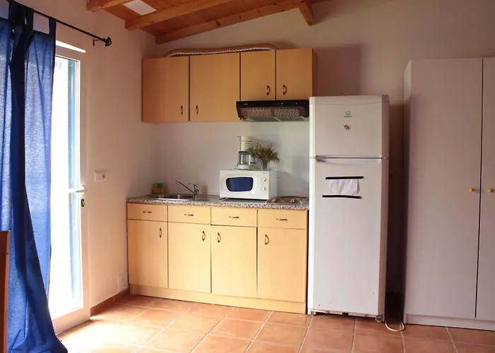 Land'shause Aldeamento Turístico Pataias