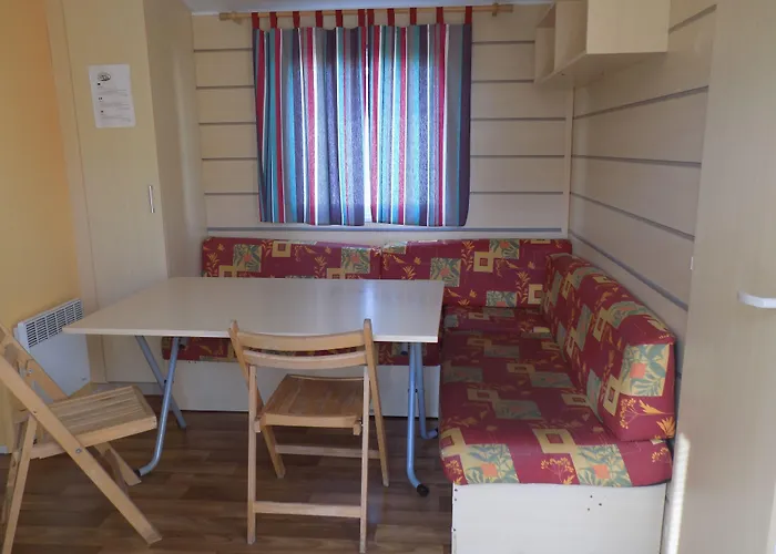 Land'shause Aldeamento Turístico